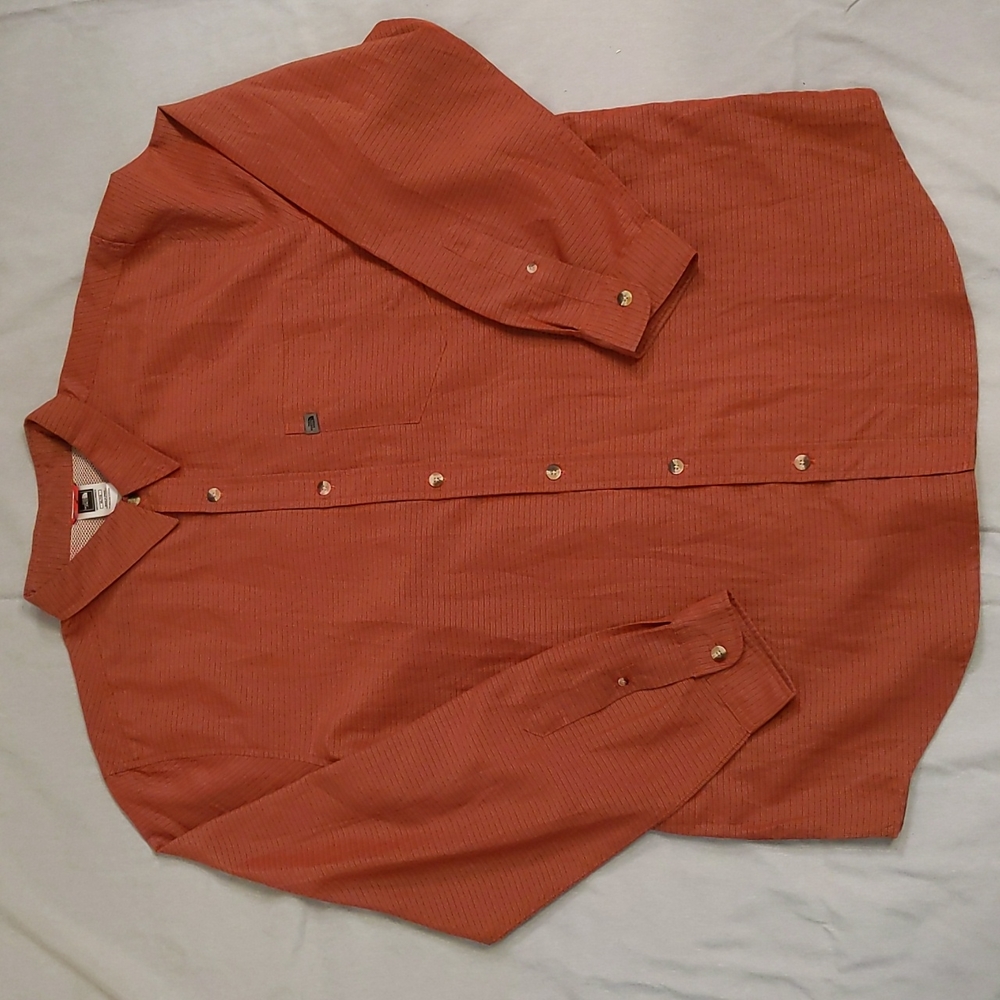 Lightweight The North Face long sleeve button down shirt - Picture 3 of 4